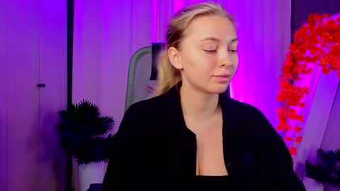 Kate online show from November 8, 2:00 pm