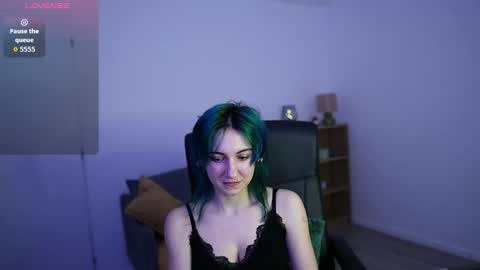 stacy  x3 online show from March 19, 9:46 am