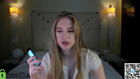 Stacy Mon Tue Wed Thu Fri Sun GMT GMT 3 1000am - 0400pm  online show from November 6, 9:26 am