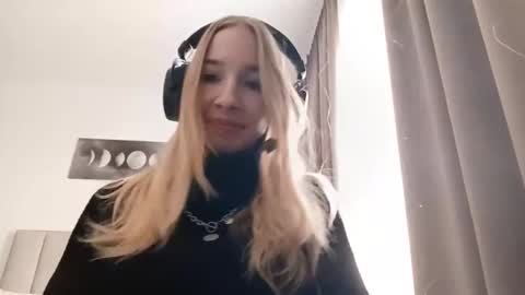 Mila online show from February 12, 6:37 am