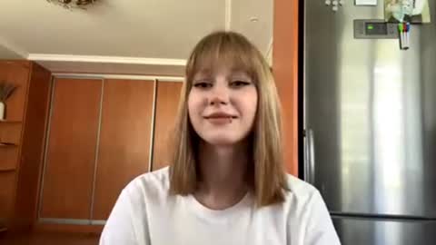 Adele online show from June 21, 11:25 am