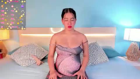 Star Twerk online show from July 7, 12:30 pm
