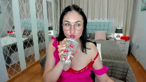 StefanaWinter online show from June 30, 10:15 am