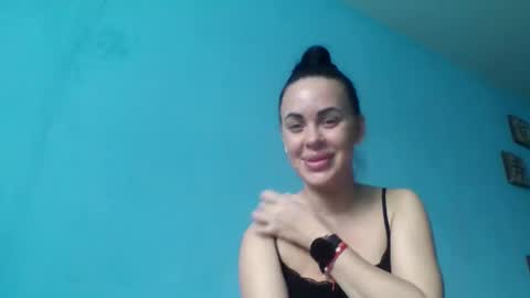 stefaniyax online show from October 16, 9:45 am