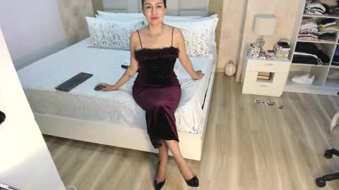 Zuly online show from February 13, 4:47 am