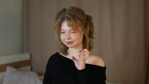 Stella online show from September 12, 11:12 pm