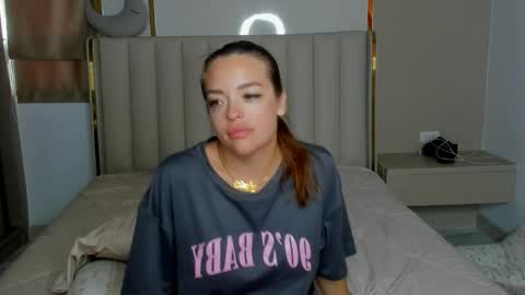 stella online show from April 6, 12:43 am