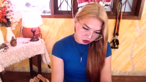 Stella sweet online show from March 26, 4:03 am