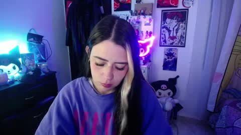 Snapshot of stephani_rousso chatting on September 24, 11:04 pm joha cosmo online show from September 24, 11:04 pm