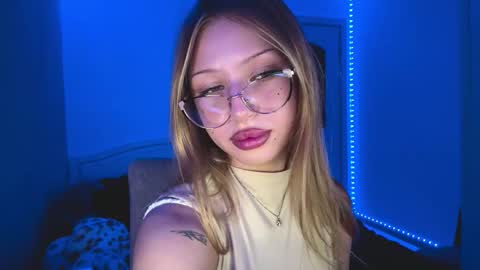 Stef online show from February 23, 3:00 pm