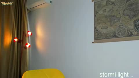 Stormi online show from November 21, 8:44 pm