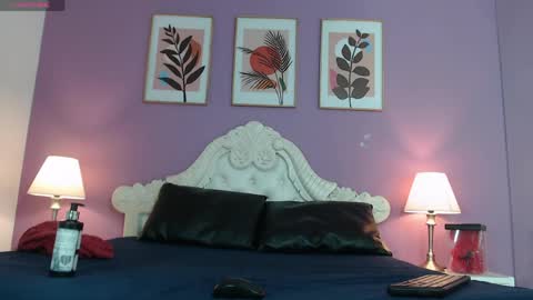   online show from April 18, 8:20 pm