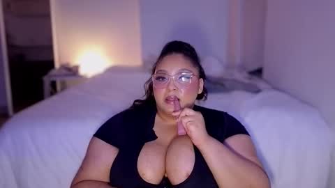 stunnahaus online show from April 9, 6:19 am