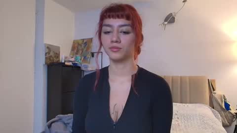 Zoe online show from February 11, 10:55 pm