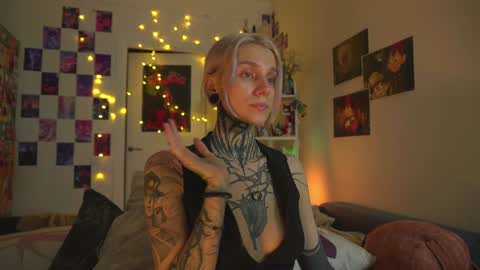 succubus_66 online show from January 23, 12:41 pm