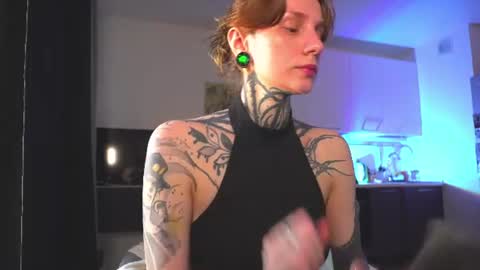 succubus_66 online show from June 30, 1:10 pm