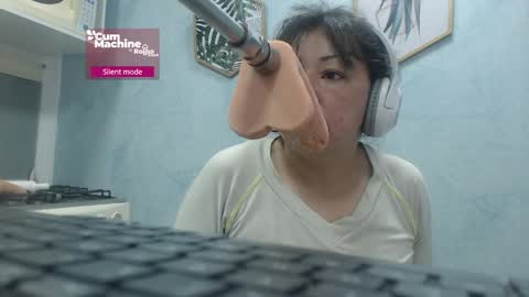 Sucky  online show from April 17, 12:40 pm