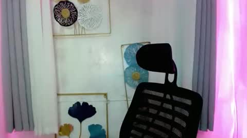 belle online show from March 26, 11:34 am