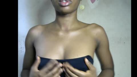 Bella online show from December 18, 8:41 am