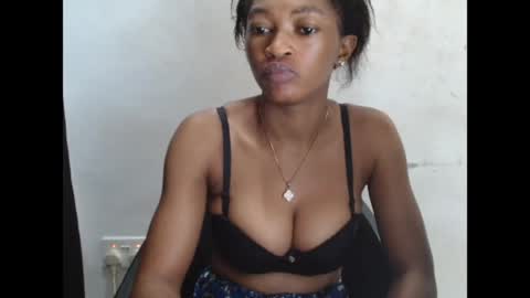 sugarxpussy online show from April 6, 8:15 am