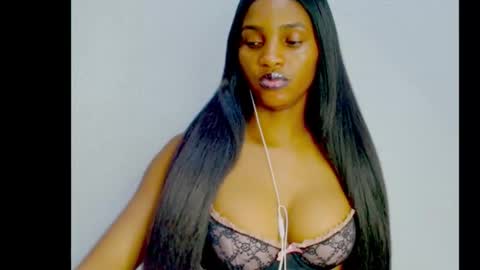 Ivy online show from November 23, 3:25 pm