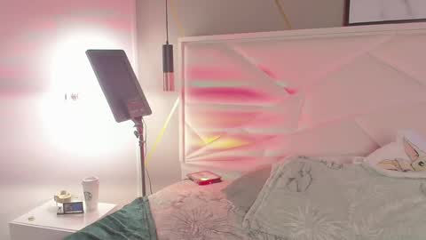 SUKI online show from January 6, 5:38 pm