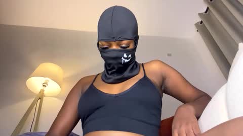 maskedtemptress online show from March 12, 5:59 pm