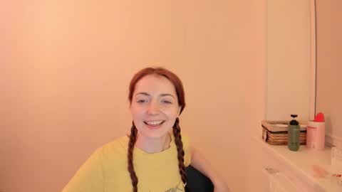 Summer Preston online show from March 20, 6:24 pm