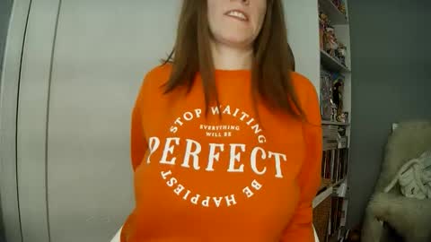 summerbluesky online show from April 10, 4:24 pm