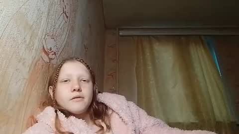 sungpiggott online show from June 19, 5:49 pm