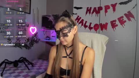 Sofia online show from October 24, 8:49 pm