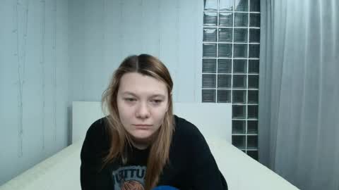 Sammy online show from April 19, 1:27 am