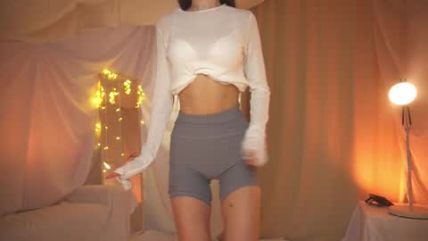 Snapshot of sunny_maria chatting on February 17, 9:00 pm Maria online show from February 17, 9:00 pm