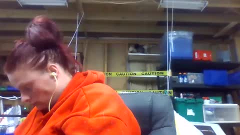 Sunnie online show from December 8, 3:21 am