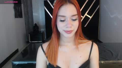 Susana   Mejia online show from March 28, 12:48 pm