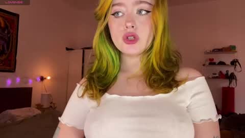Lina online show from June 1, 7:10 am