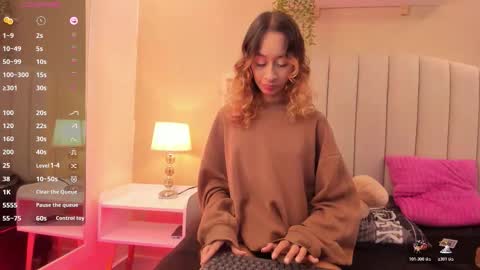 Valentina online show from November 14, 1:33 pm