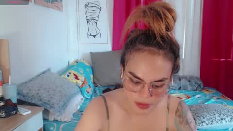 Im val online show from October 31, 4:25 am