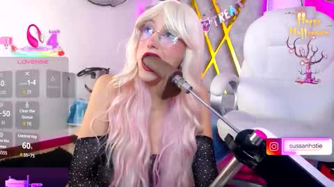 Susan online show from October 24, 10:11 am