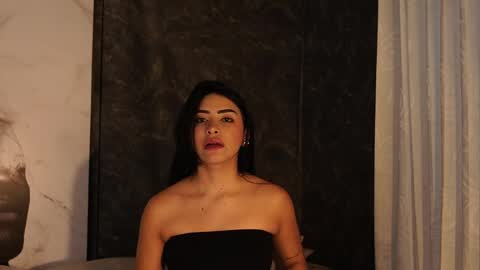 susan_wall online show from February 18, 1:32 pm