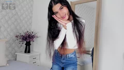 Snapshot of susana__sanchez chatting on March 9, 12:42 pm  SUSANA  online show from March 9, 12:42 pm