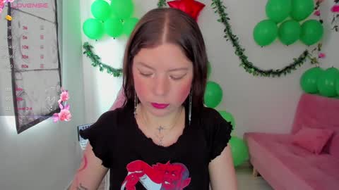 Snapshot of susana_garciaa chatting on December 12, 3:37 pm  Susana   ig susanna garcia23 online show from December 12, 3:37 pm