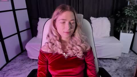 Susan online show from October 27, 3:24 am