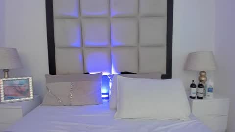 sussyfoxx_ online show from April 5, 3:05 am