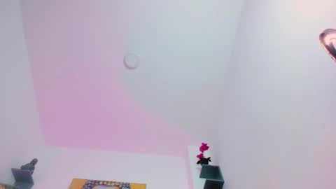 Susuya  online show from November 20, 7:59 pm