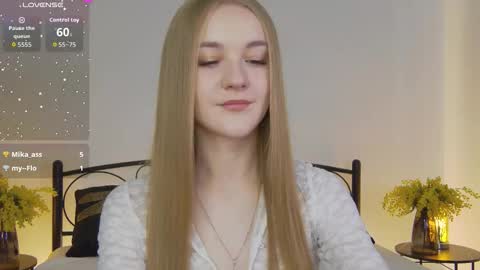Snapshot of suzipons chatting on October 23, 1:39 pm Suzi online show from October 23, 1:39 pm