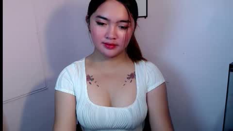 Snapshot of swallow_cummersx chatting on October 5, 10:48 pm Jasmine online show from October 5, 10:48 pm