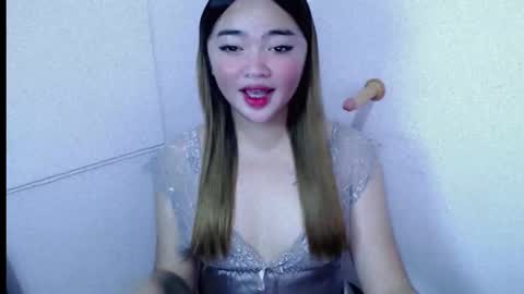 Snapshot of swallow_cummersx chatting on September 25, 9:23 pm Jasmine online show from September 25, 9:23 pm