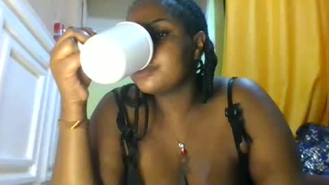 sweet52537 online show from January 15, 4:24 pm