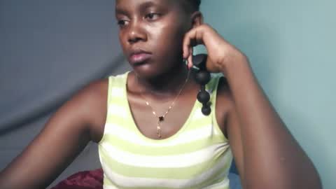 sweet69berry online show from January 8, 8:18 am